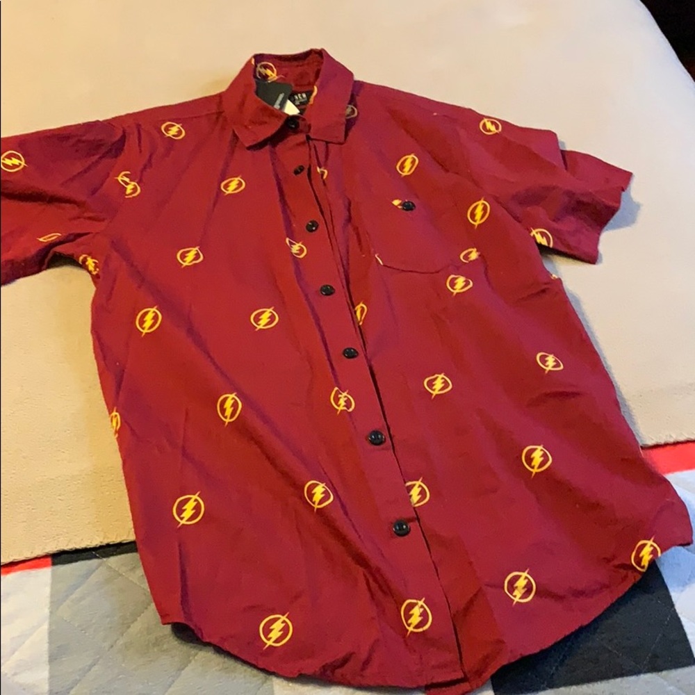 Flash Button Down
